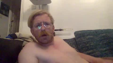Snapshot of marriedmannextdoor chatting on June 10, 2026, 2:12 am marriedmannextdoor online show from June 10, 2026, 2:12 am