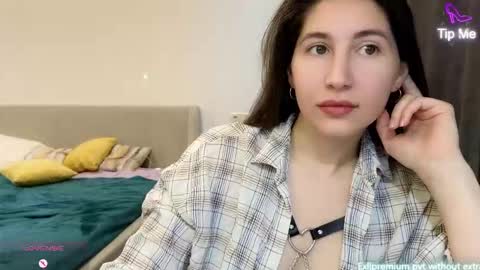 Snapshot of marrycolins chatting on February 4, 2026, 2:50 am marrycolins online show from February 4, 2026, 2:50 am