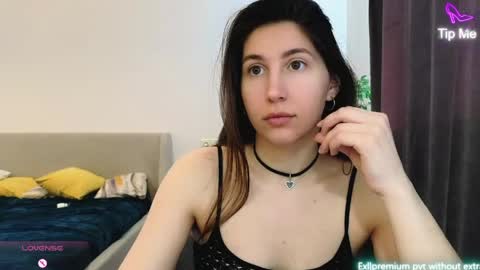 Snapshot of marrycolins chatting on March 4, 2026, 2:50 am marrycolins online show from March 4, 2026, 2:50 am