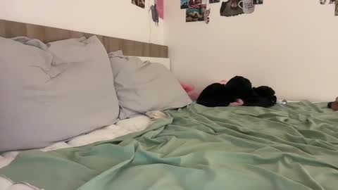 marsandvenera online show from January 17, 2025, 11:40 pm