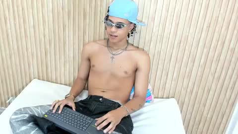 MARSHALL online show from October 1, 2025, 1:50 pm