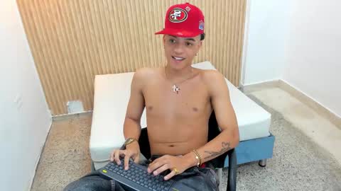 MARSHALL online show from October 25, 2025, 2:02 pm