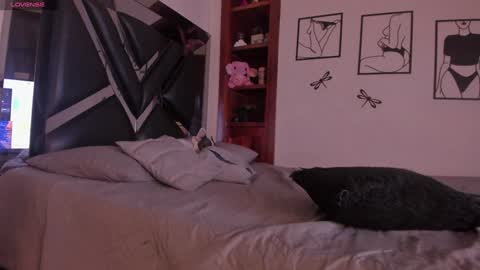 Snapshot of marstone_ chatting on February 7, 2025, 5:10 am Mar online show from February 7, 2025, 5:10 am