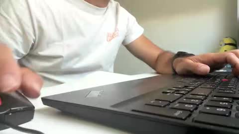 Snapshot of marsupilami_82_ chatting on May 25, 2026, 4:24 pm marsupilami_82_ online show from May 25, 2026, 4:24 pm