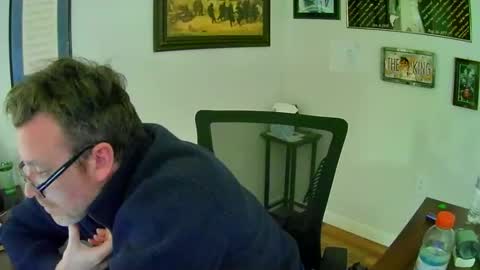 Snapshot of martcb1313 chatting on April 14, 2026, 4:13 pm martcb1313 online show from April 14, 2026, 4:13 pm