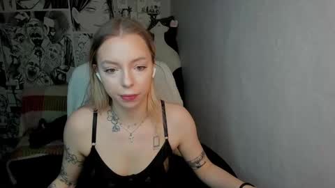 Snapshot of martha_cameron chatting on January 28, 2025, 10:23 pm Martha Cameron online show from January 28, 2025, 10:23 pm