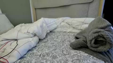 Martha online show from November 21, 2025, 7:51 am