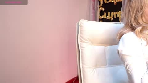 marthina thompson online show from July 28, 2026, 1:10 pm