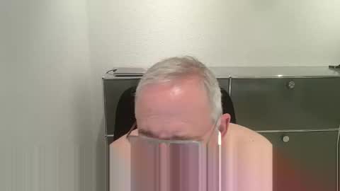 Snapshot of martin_1947 chatting on June 6, 2026, 8:24 pm martin_1947 online show from June 6, 2026, 8:24 pm