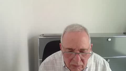 Snapshot of martin_1947 chatting on July 2, 2026, 1:50 pm martin_1947 online show from July 2, 2026, 1:50 pm