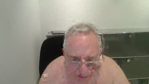 Snapshot of martin_1947 chatting on July 17, 2026, 10:58 pm martin_1947 online show from July 17, 2026, 10:58 pm