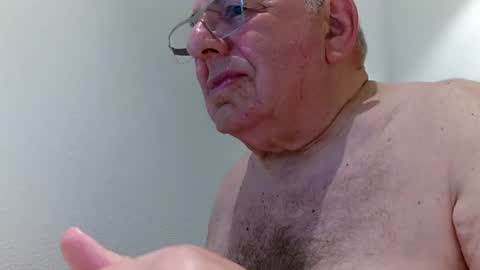 Snapshot of martin_1947 chatting on July 18, 2026, 8:45 pm martin_1947 online show from July 18, 2026, 8:45 pm
