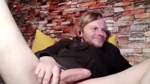 VG online show from October 25, 2025, 10:26 pm