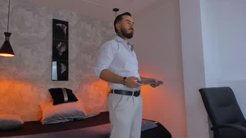 Martin Foster online show from April 19, 2026, 1:49 am