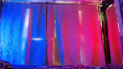 100 explicit here. follow  online show from February 11, 2025, 6:44 pm