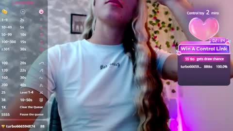 Martina online show from December 18, 2024, 11:51 pm