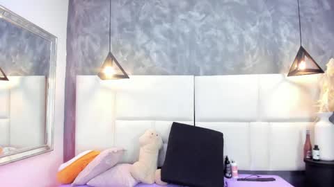 Martina  online show from April 20, 2026, 1:36 pm