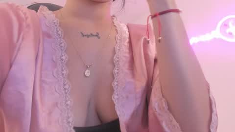 Snapshot of martina_gomezgomez chatting on February 9, 2026, 12:20 pm online show from February 9, 2026, 12:20 pm