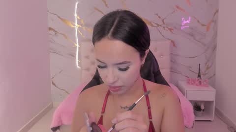 Snapshot of martina_gomezgomez chatting on February 13, 2026, 12:23 pm online show from February 13, 2026, 12:23 pm