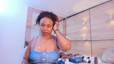 Snapshot of martina_touss chatting on April 18, 2026, 12:53 pm martina touss online show from April 18, 2026, 12:53 pm