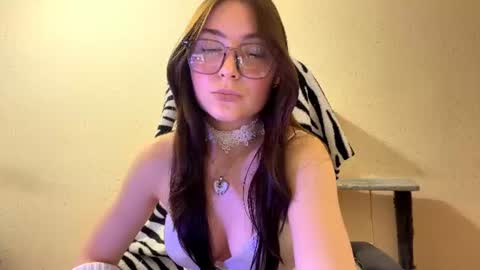 Scarlet online show from August 6, 2026, 2:52 pm
