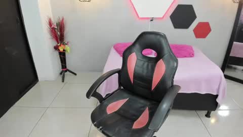 Martina online show from December 15, 2024, 3:24 am