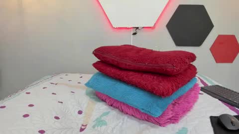 Martina online show from December 16, 2024, 8:09 am