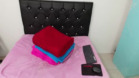 Martina online show from January 8, 2025, 3:51 am