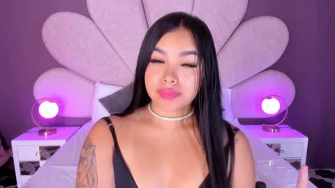 Snapshot of martinagarcia__ chatting on February 8, 2025, 12:49 am Martina Garcia online show from February 8, 2025, 12:49 am