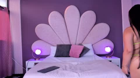 Snapshot of martinagarcia__ chatting on March 10, 2025, 10:45 pm Martina Garcia online show from March 10, 2025, 10:45 pm