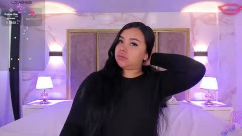 Snapshot of martinagarcia__ chatting on September 26, 2025, 7:29 pm Martina Garcia online show from September 26, 2025, 7:29 pm