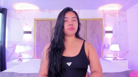 Snapshot of martinagarcia__ chatting on October 13, 2025, 7:14 pm Martina Garcia online show from October 13, 2025, 7:14 pm