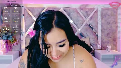 Snapshot of martinagarcia__ chatting on October 16, 2025, 8:21 pm Martina Garcia online show from October 16, 2025, 8:21 pm