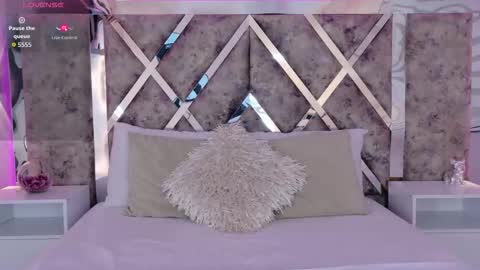 Snapshot of martinagarcia__ chatting on November 14, 2025, 7:56 pm Martina Garcia online show from November 14, 2025, 7:56 pm