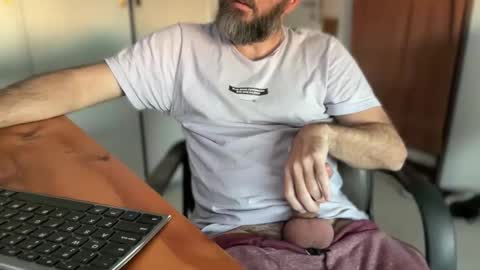 Snapshot of martincito22xl chatting on May 13, 2026, 11:07 am Martincito online show from May 13, 2026, 11:07 am