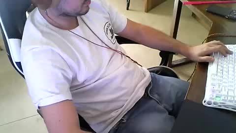 martingillesg online show from April 23, 2026, 4:31 pm