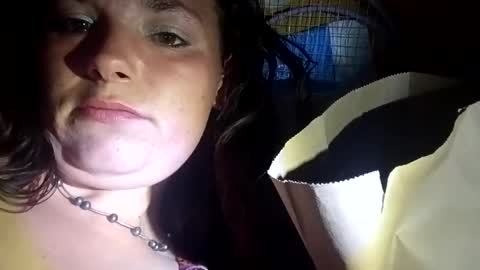 Snapshot of martinhopetaylor chatting on June 7, 2026, 8:40 am martinhopetaylor online show from June 7, 2026, 8:40 am