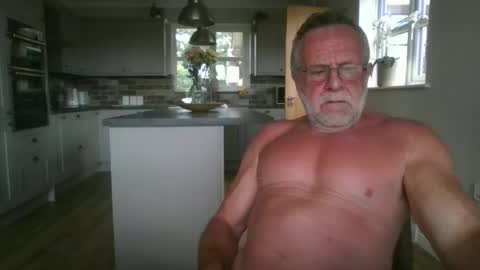 Snapshot of martinrgbxxxx chatting on June 29, 2026, 9:15 am martinrgbxxxx online show from June 29, 2026, 9:15 am