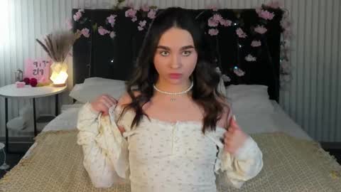 Mary online show from December 22, 2025, 4:26 pm