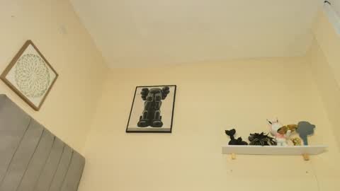 mary_cute9 online show from May 21, 2026, 12:01 pm