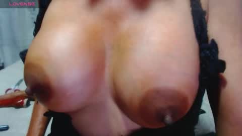 Snapshot of mary_hellen1 chatting on September 25, 2025, 1:20 am Mary Hellen online show from September 25, 2025, 1:20 am