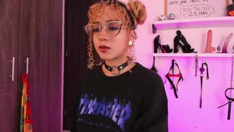 Snapshot of mary_jane_lovers chatting on February 11, 2025, 11:01 pm Mary Jane online show from February 11, 2025, 11:01 pm