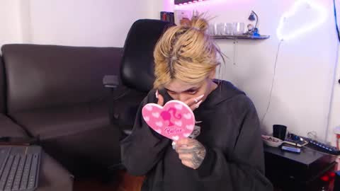                      100   online show from March 7, 2025, 6:24 am