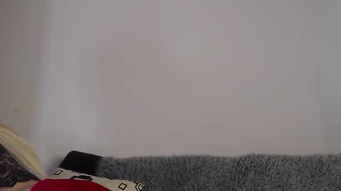                      100   online show from September 30, 2025, 2:49 am