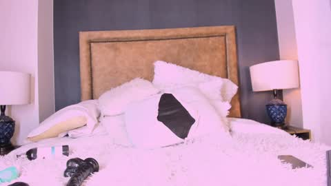 Snapshot of mary_kisss chatting on January 6, 2025, 7:24 pm online show from January 6, 2025, 7:24 pm