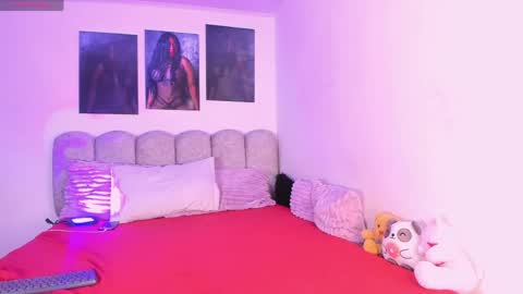 Snapshot of mary_kissss_ chatting on June 3, 2026, 8:14 pm Mary online show from June 3, 2026, 8:14 pm