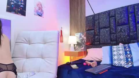 mary_luckaysha online show from June 11, 2026, 12:32 am