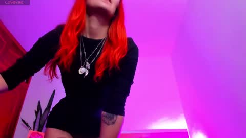 Snapshot of mary_magic chatting on July 14, 2026, 6:51 am mary_magic online show from July 14, 2026, 6:51 am