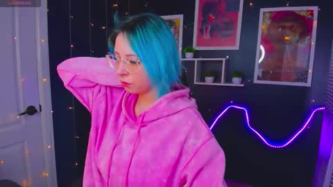 Snapshot of mary_radiant chatting on January 19, 2026, 2:04 am Mary online show from January 19, 2026, 2:04 am