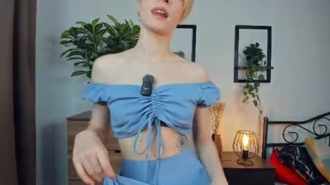 Snapshot of marya_miracle chatting on July 14, 2026, 8:14 pm Mara online show from July 14, 2026, 8:14 pm